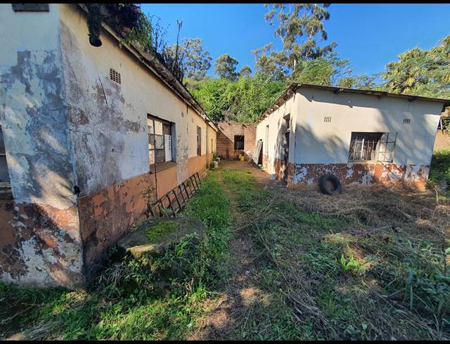41,506M² VACANT LAND FOR SALE IN CLIFFDALE